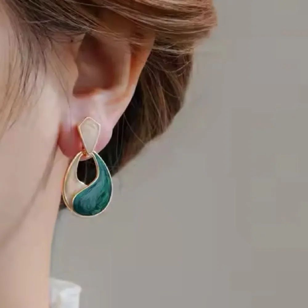 Geo dangle earrings M919